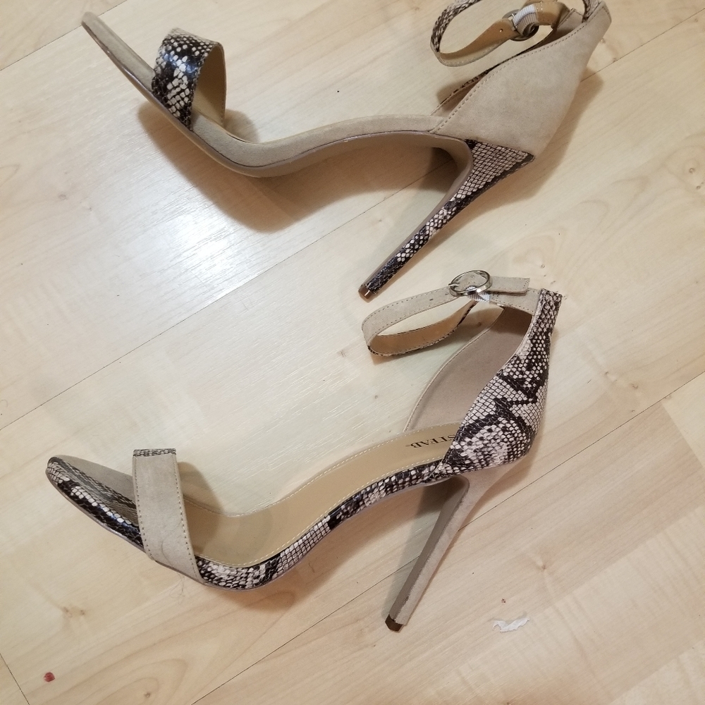 Shoe - Picture 6 of 7